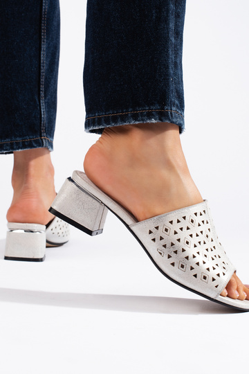 Chancletas con elementos de... 2