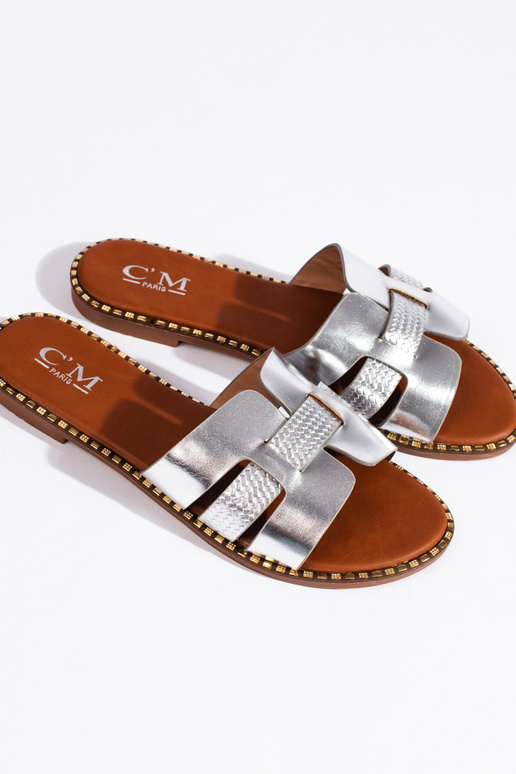 zapatillas plateadas