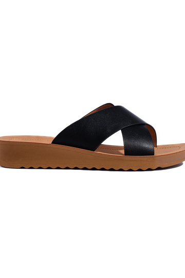 Pantuflas negras con...