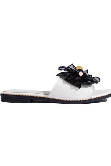 zapatillas blancas