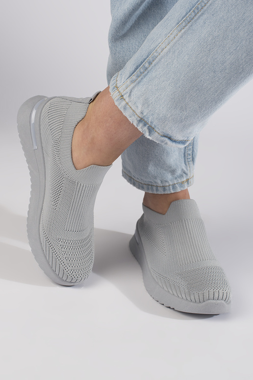 zapatos deportivos grises zapatos deportivos grises