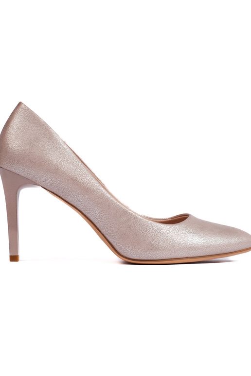 Tacones altos de estilo clásico. Tacones altos de estilo clásico.