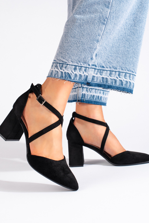 Tacones altos de ante negro de Sergio...