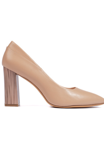 tacones beige Sergio Leone...