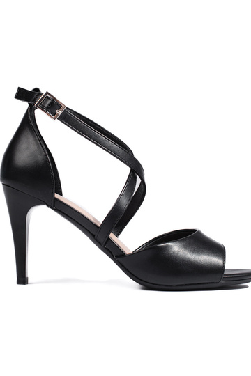 sandalias con tacón fino en...