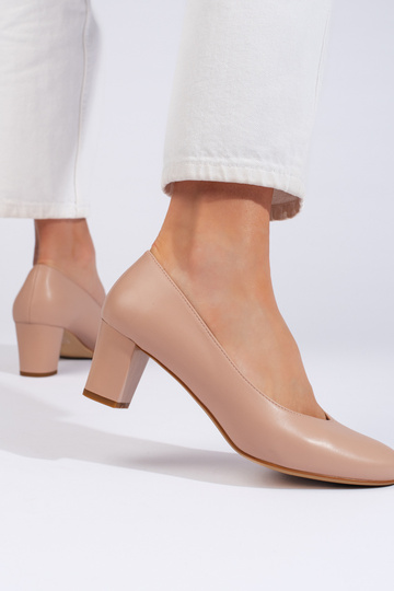 Elegantes tacones beige 2