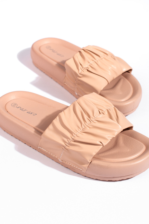 Pantuflas beige