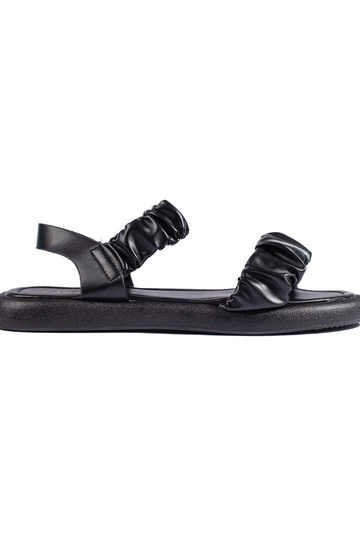 sandalias negras