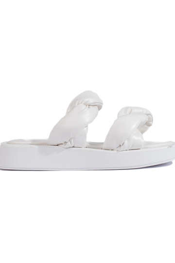Zapatillas blancas con...