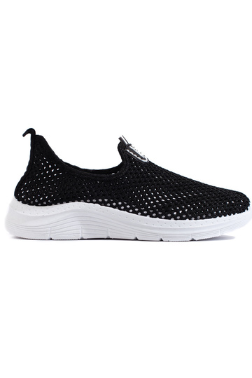 calzado deportivo negro con...