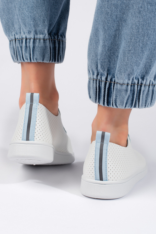 con elementos calados, zapatos de...