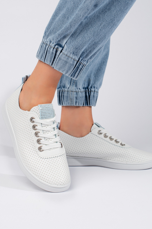 con elementos calados, zapatos de...