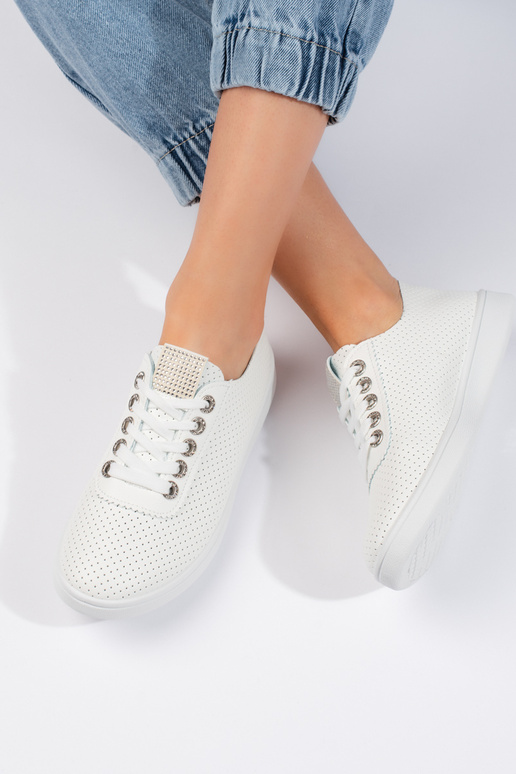 con elementos calados, zapatos de...