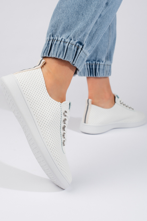 con elementos calados, zapatos de...