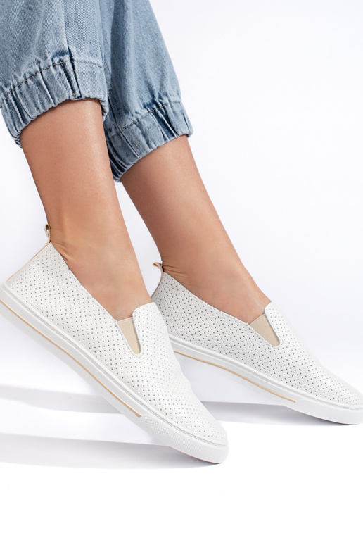 con elementos calados Zapatos de...