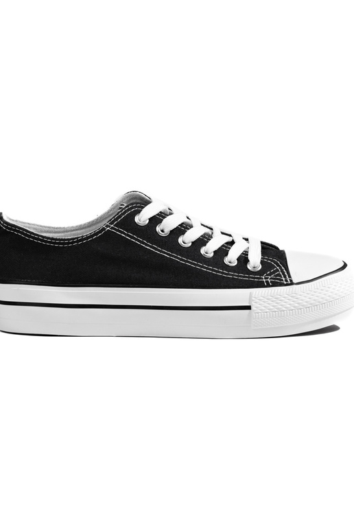 Zapatos de mujer modelo clásico en... Zapatos de mujer modelo clásico en...