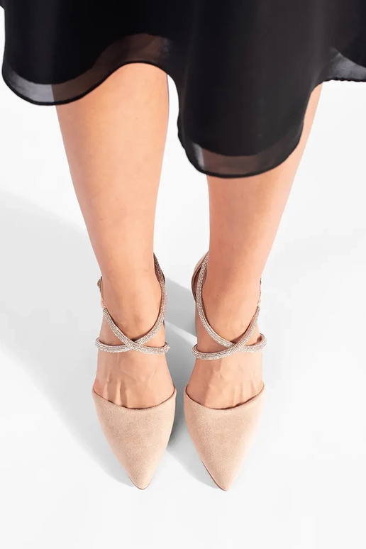 tacones altos de ante beige con... tacones altos de ante beige con...
