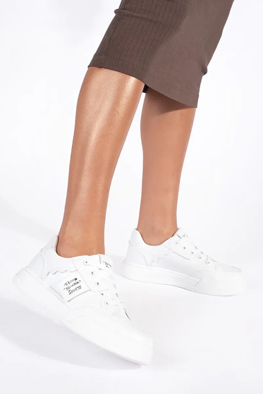 Zapatillas blancas modelo zapatos con...