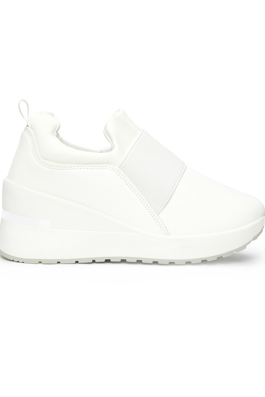 Zapatillas blancas modelo zapatos con... Zapatillas blancas modelo zapatos con...