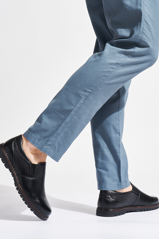 zapatos negros con hebilla para hombre