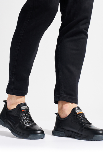 zapatos deportivos negros... 2