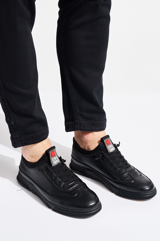 Zapatos deportivos de hombre de color...