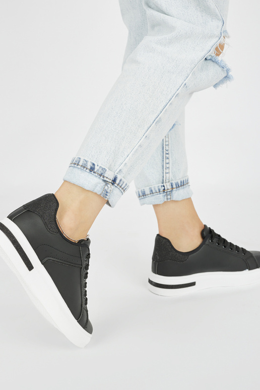 zapatos deportivos negros para mujer