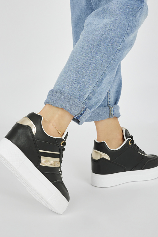 Zapatos modelo Sneakers negros con...