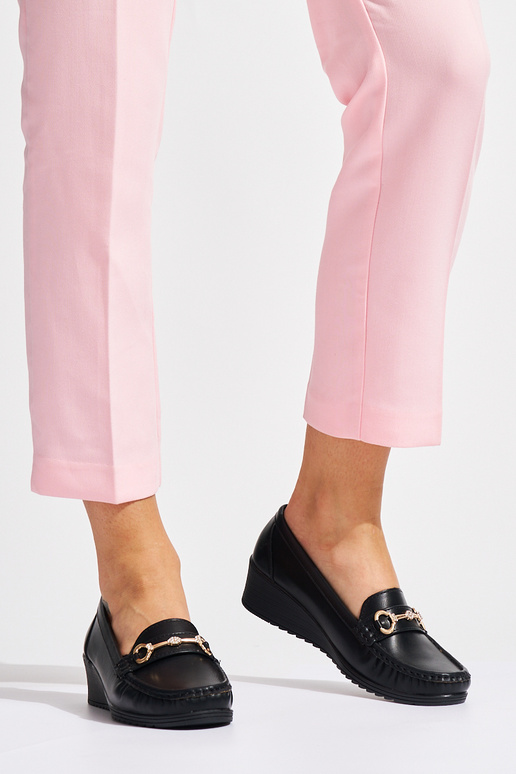 Mocasines de mujer negros con cuña y...