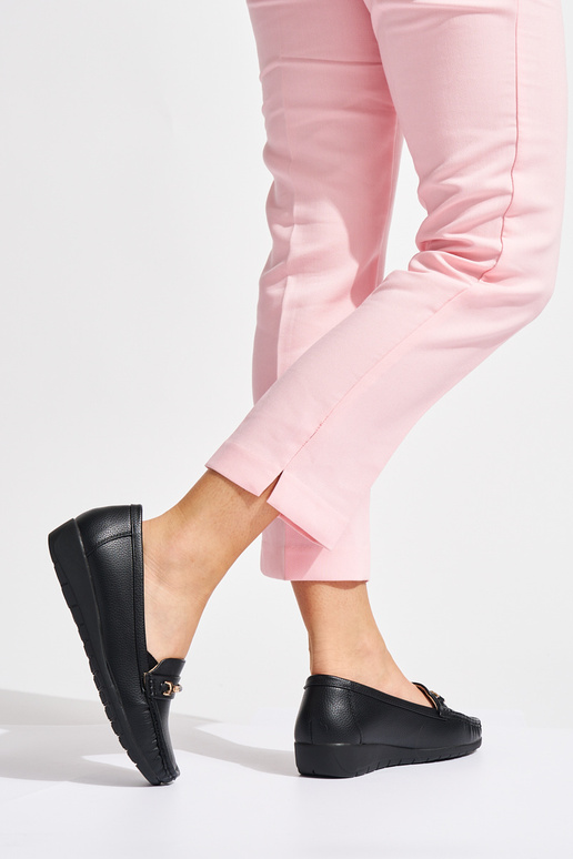 mocasines negros de mujer ze zdobieniem