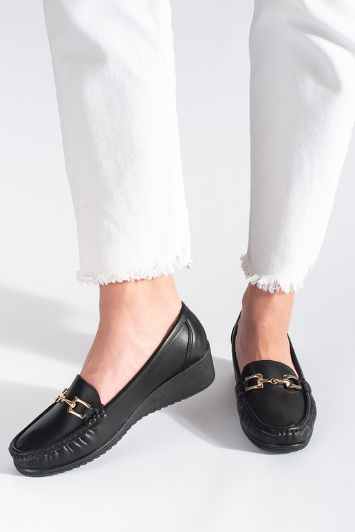 mocasines negros de mujer con hebillas