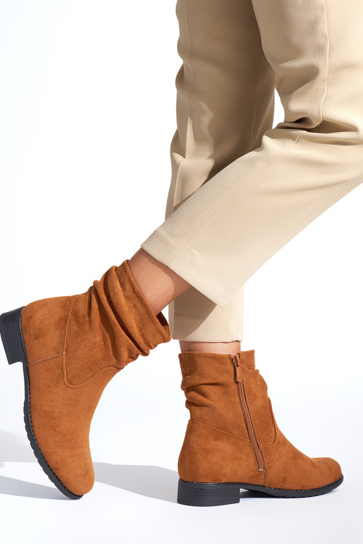botas estilo cowboy marrones