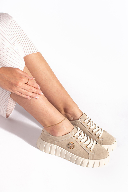 Botín marfil con plataforma piel serraje Botín marfil con plataforma piel serraje