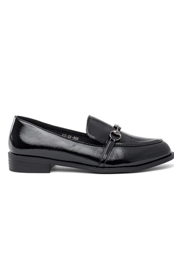 Mocasines de cuero negros...