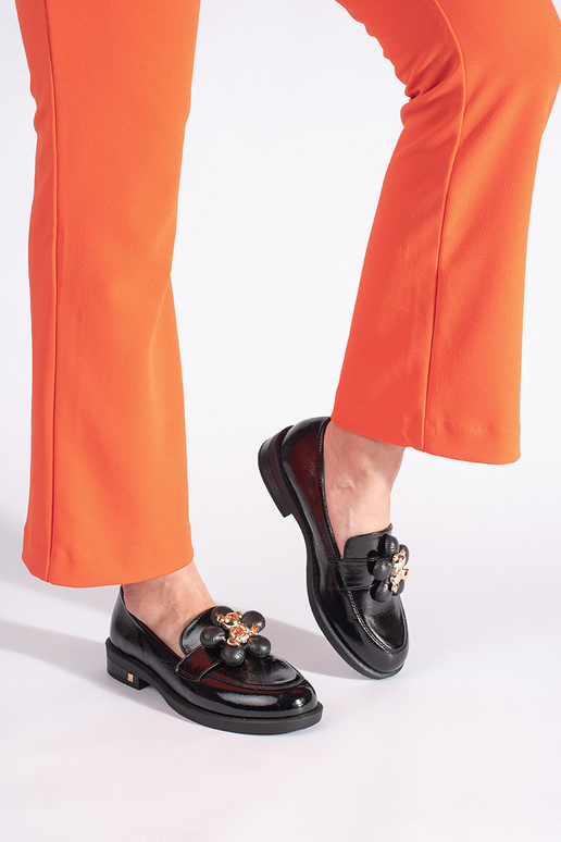 Mocasines de mujer lacados en negro... Mocasines de mujer lacados en negro...