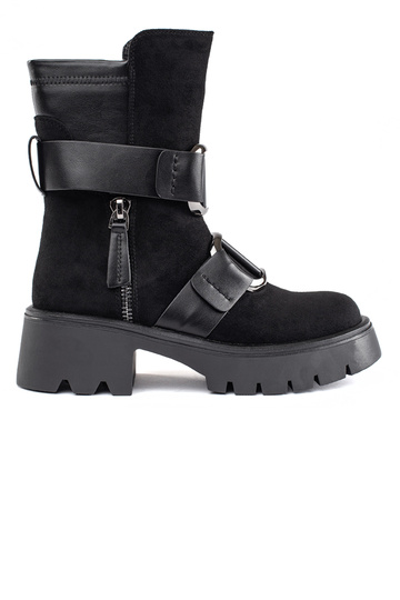 de color negro de gamuza...