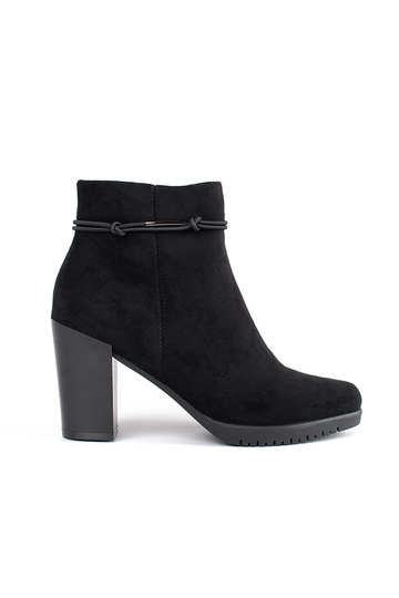 Botas elegantes de ante de...