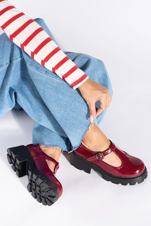 borgoña lacado zapatos de mujer con...