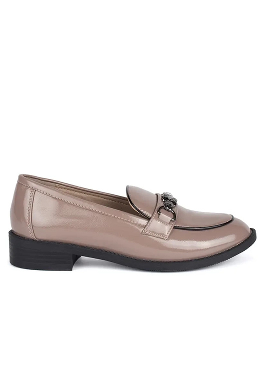 con efecto barniz beige mocasines de... con efecto barniz beige mocasines de...