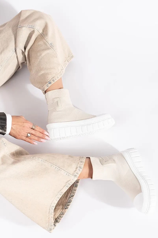 botas de plataforma alta marfil