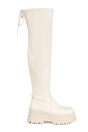 de color crema mosqueteros...