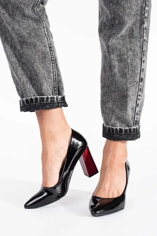 Estilo elegante lacado de color negro...