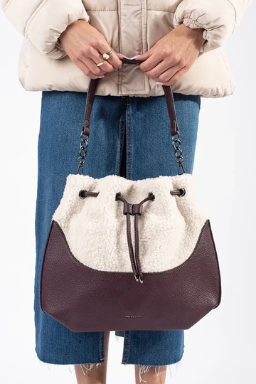 Elegante bolso marrón... 2