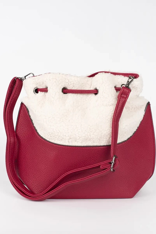 Elegante bolso rojo con piel Elegante bolso rojo con piel