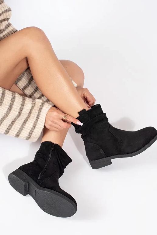 Botas estilo cowboy de ante negro