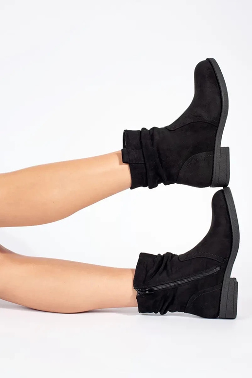 Botas estilo cowboy de ante negro