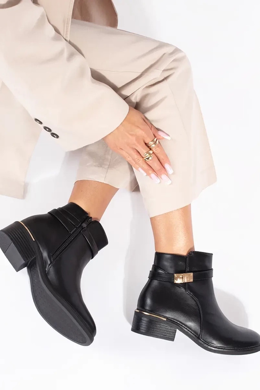 zapatos de mujer negros con elementos... zapatos de mujer negros con elementos...