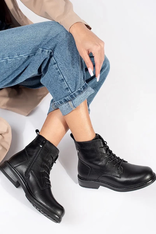 Botas con cordones de piel para mujer...