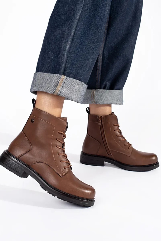 Zapatos de mujer con cordones...