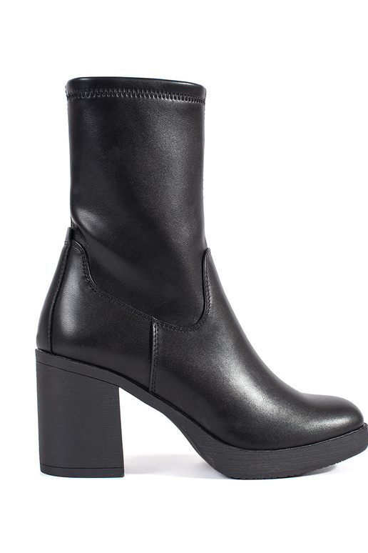 zapatos de mujer negros con tacón...